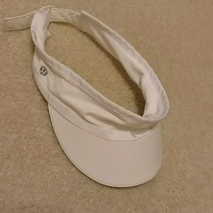 Lululemon visor